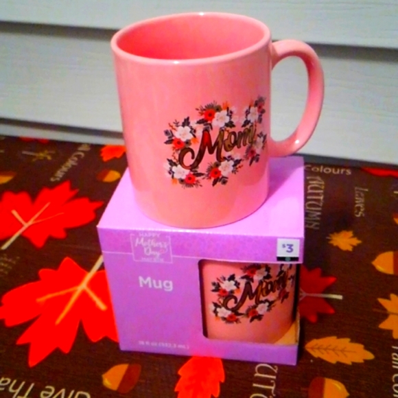 Sold Mother's Day Mom Coffee Mugs & decor-all one price - Picture 8 of 8